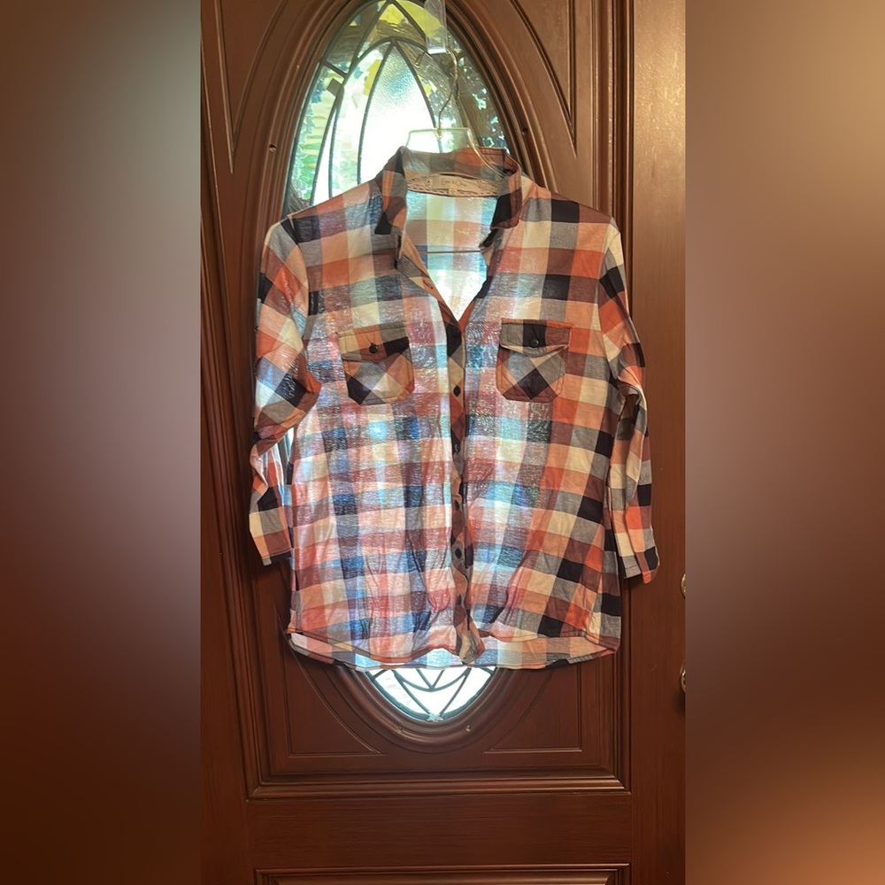 Ladies shirt size L